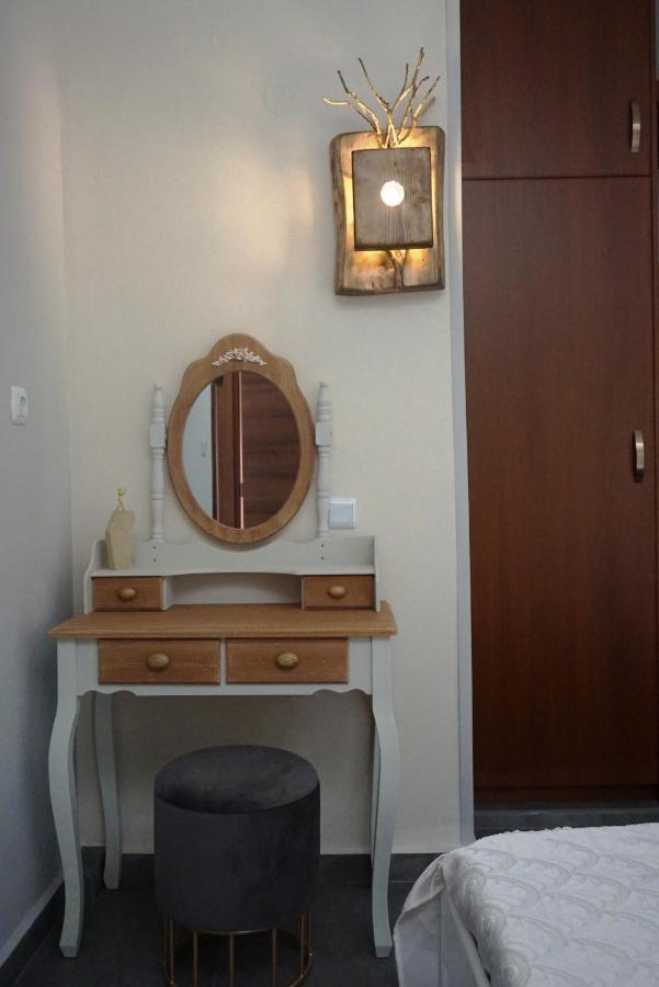 Seas The View Apartment Chania  Exterior photo
