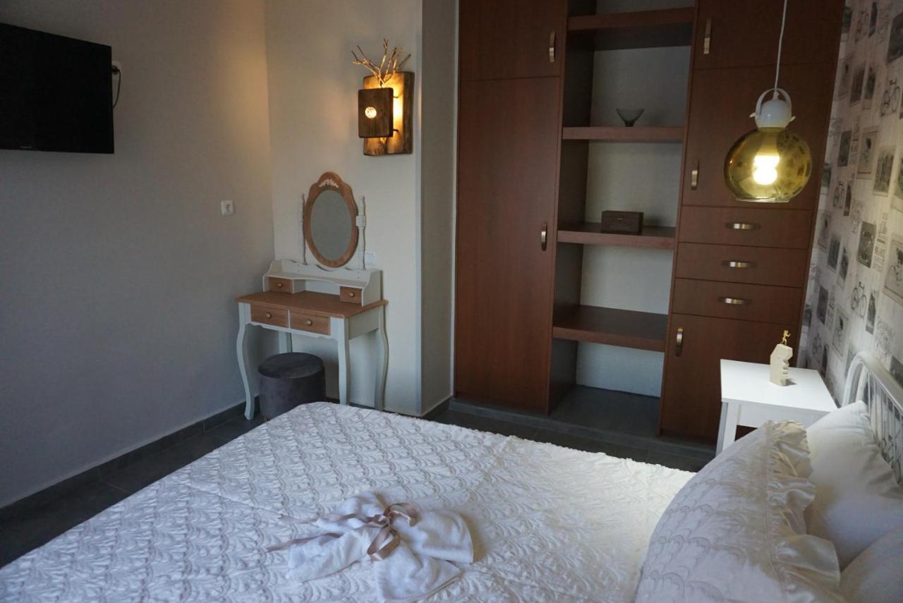 Seas The View Apartment Chania  Exterior photo